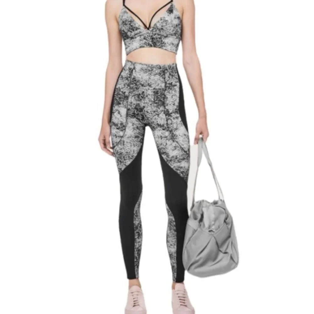 Lululemon Sweat & Repeat Leggings Size 2